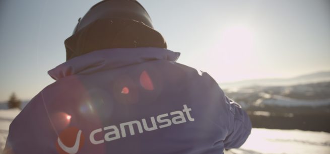 plan de dos d'un employé de Camusat Telecom roumanie