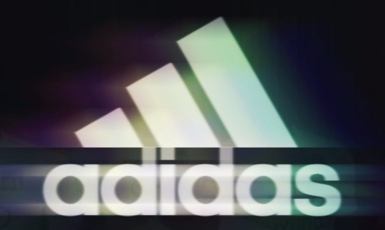 logo adidas vidéo stade de Lyon