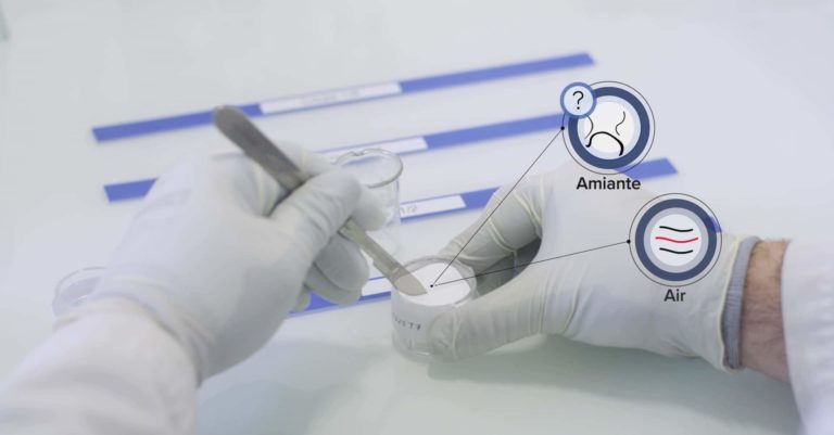 scene en laboratoire analyse et graphisme